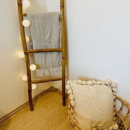 Cozy And Unique Near Train Station * Bratislava