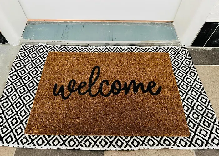 Apartment Cozy And Unique Near Train Station *